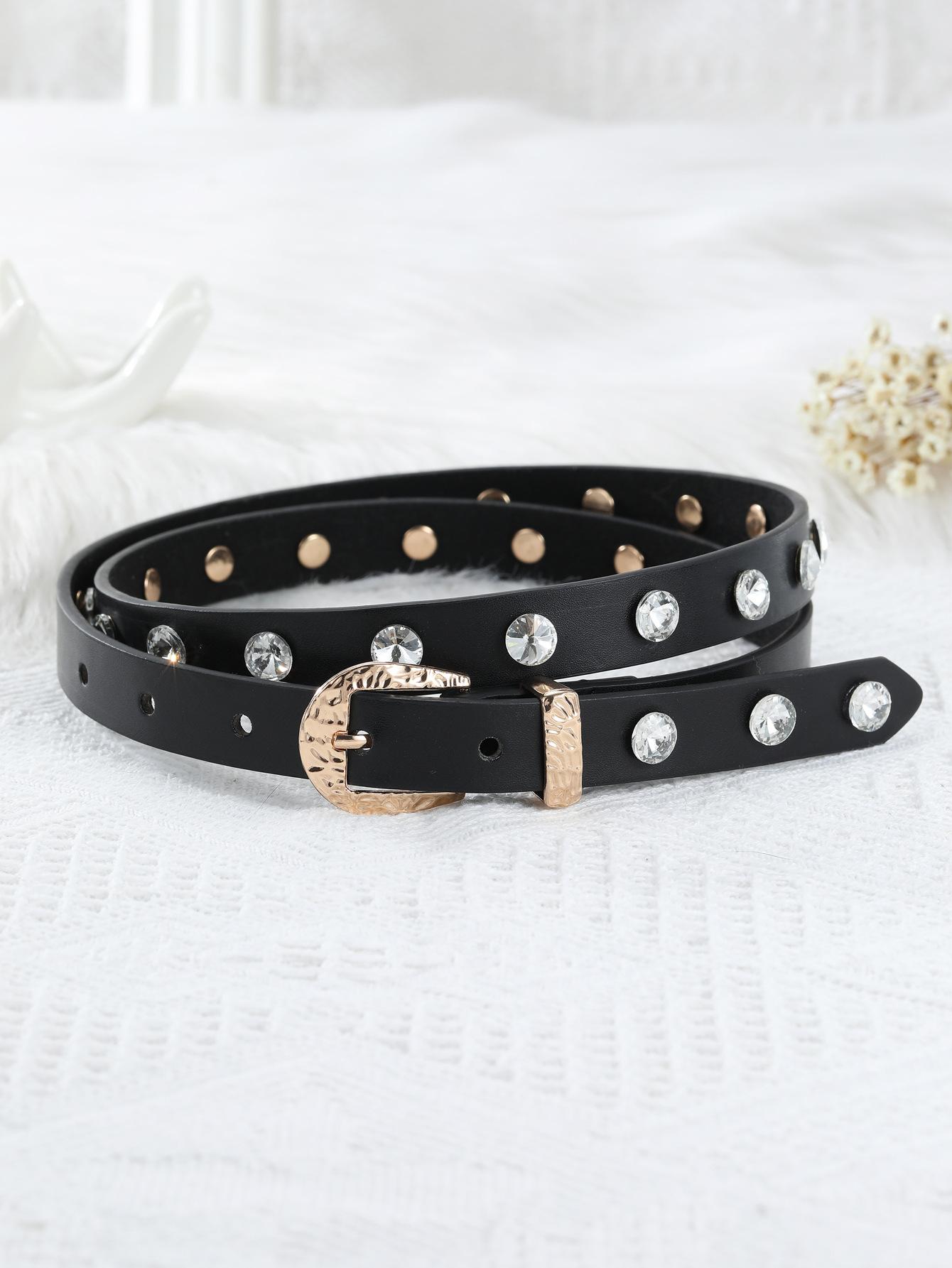 Женский декоративный пояс со стразами, простой тонкий пояс из искусственной кожи, декоративный пояс с пряжкой-перекруткой для брюк и юбки 112cm
Женский декоративный пояс со стразами, простой тонкий пояс из искусственной кожи, декоративный пояс с пряжкой-перекруткой для брюк и юбки 112cm