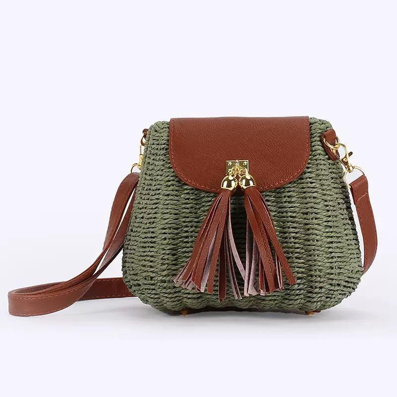 Tassel Bells Single-shoulder Slung Woven Bag Straw Rattan Factory Women s Beach Small зелений
Tassel Bells Single-shoulder Slung Woven Bag Straw Rattan Factory Women s Beach Small зелений