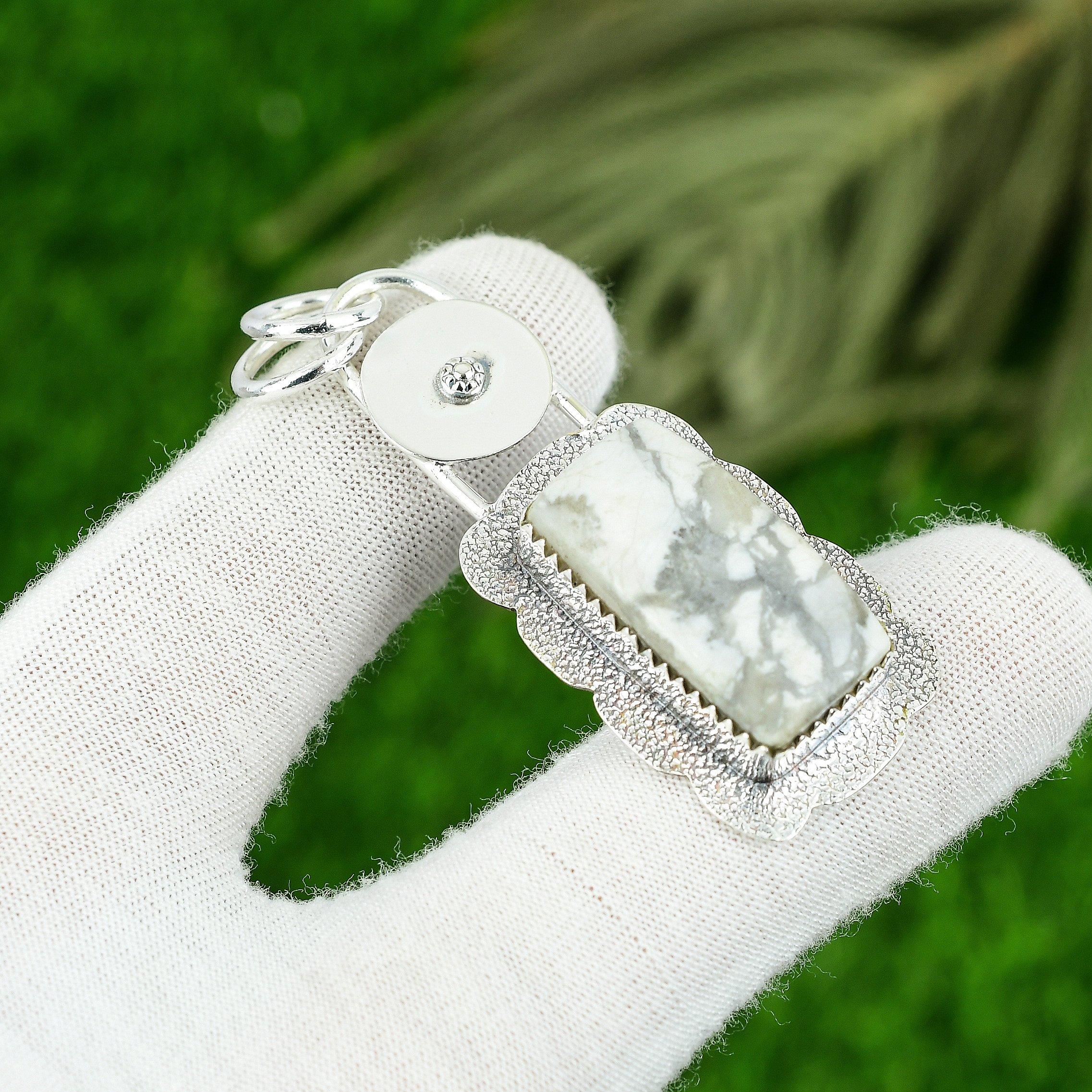 Сделка ко Дню матери 925 Серебро Чакра Короны Сияющий Хаулит Драгоценный камень Безель Подвеска
Сделка ко Дню матери 925 Серебро Чакра Короны Сияющий Хаулит Драгоценный камень Безель Подвеска