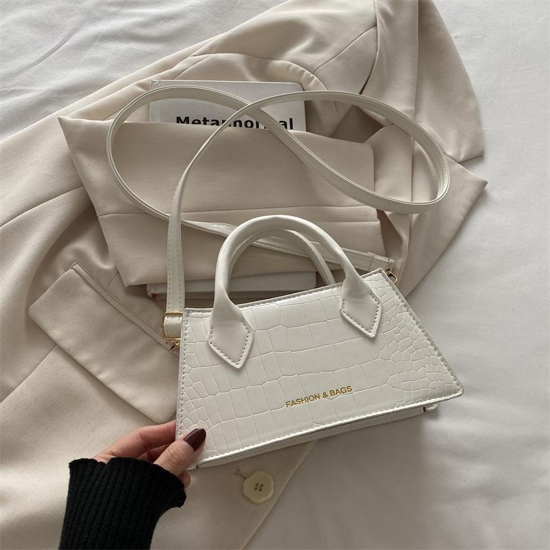 Chic Faux Leather Handbag for Women Minimalist Simple Style Shoulder Crossbody Bag білий
Chic Faux Leather Handbag for Women Minimalist Simple Style Shoulder Crossbody Bag білий