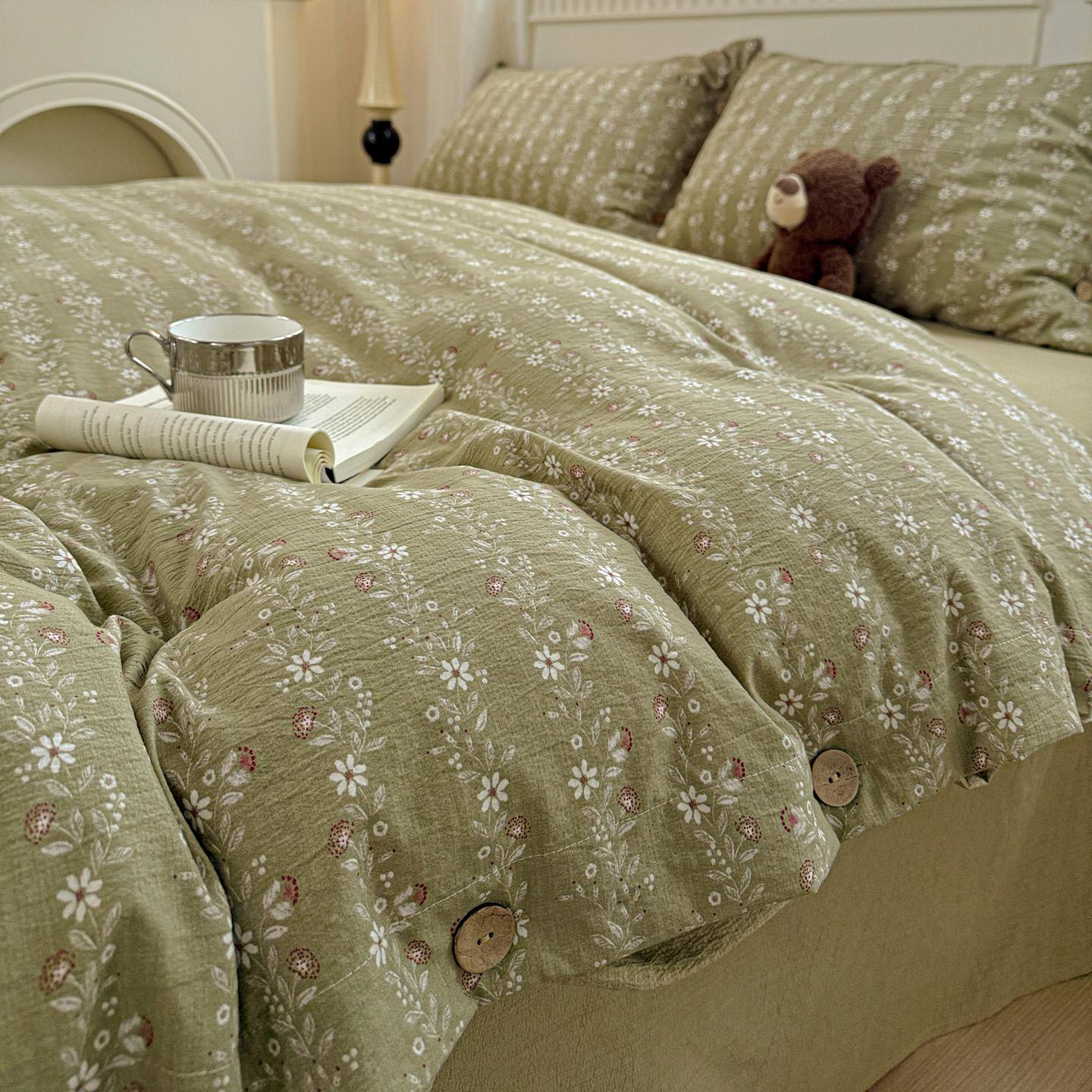 Green Floral Bedding Set Vintage Duvet Cover Set With Pillowcases Single Twin Double Sheet Bed Home Decor Bed Linen Set For Home Flat 1.2m bed 3pcs
Green Floral Bedding Set Vintage Duvet Cover Set With Pillowcases Single Twin Double Sheet Bed Home Decor Bed Linen Set For Home Flat 1.2m bed 3pcs