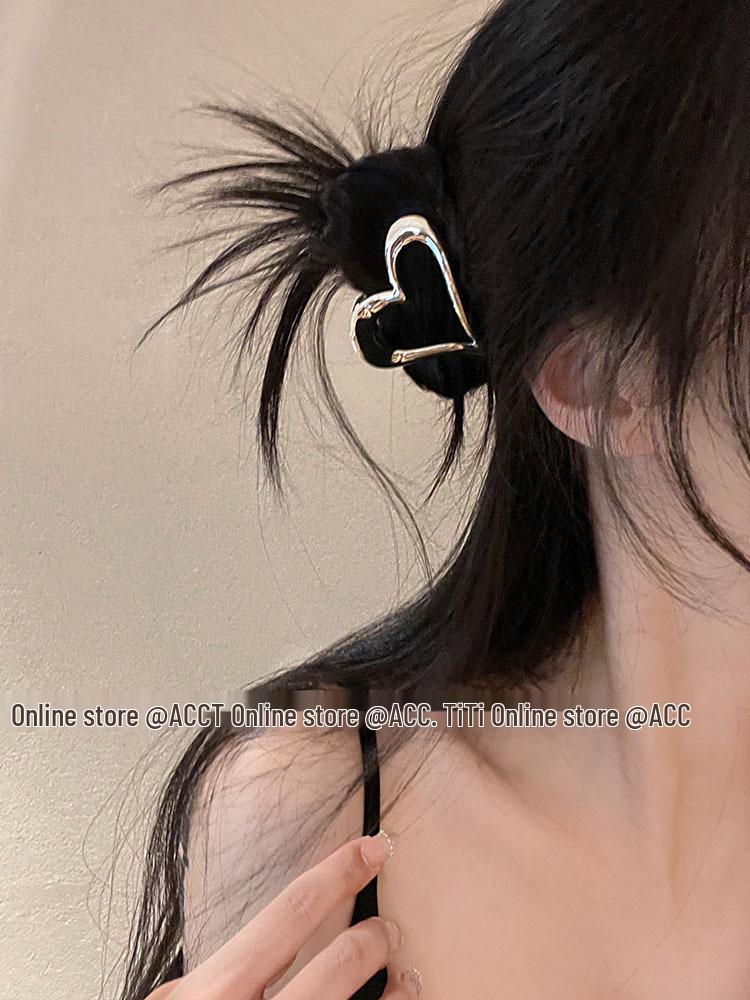 Металлическая полая заколка-краб с бабочкой в стиле Y2K: Минималистичный, текстурированный аксессуар для волос
Металлическая полая заколка-краб с бабочкой в стиле Y2K: Минималистичный, текстурированный аксессуар для волос