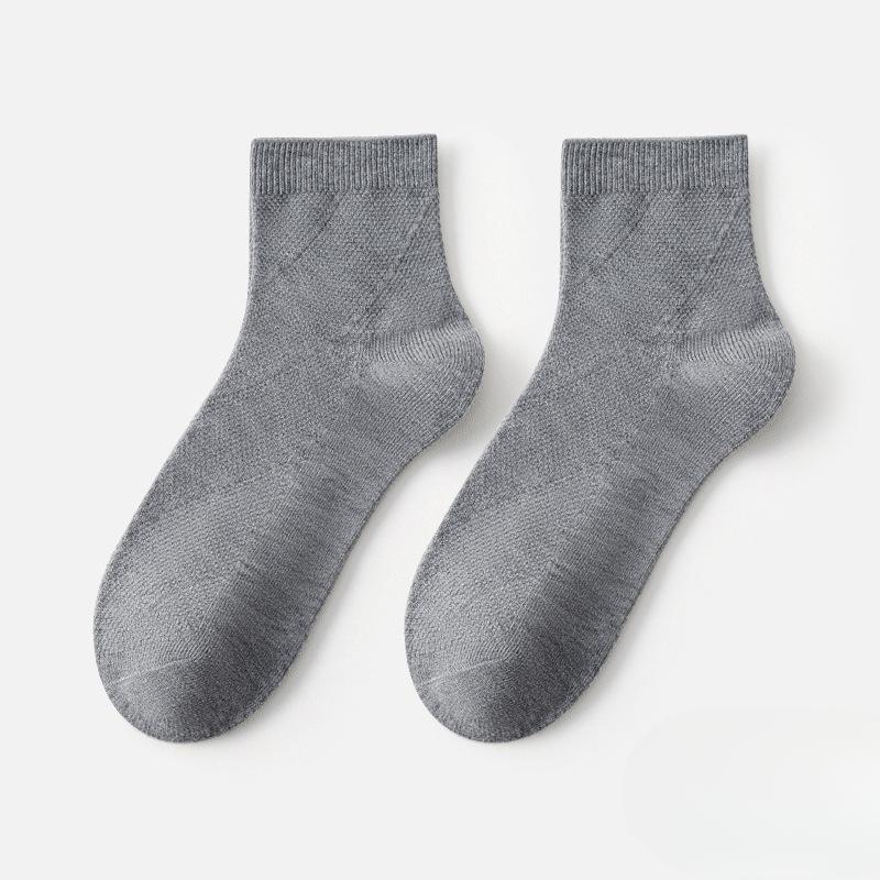 Мужские летние тонкие сетчатые дышащие и не пахнущие короткие носки 1 pair серый
Мужские летние тонкие сетчатые дышащие и не пахнущие короткие носки 1 pair серый