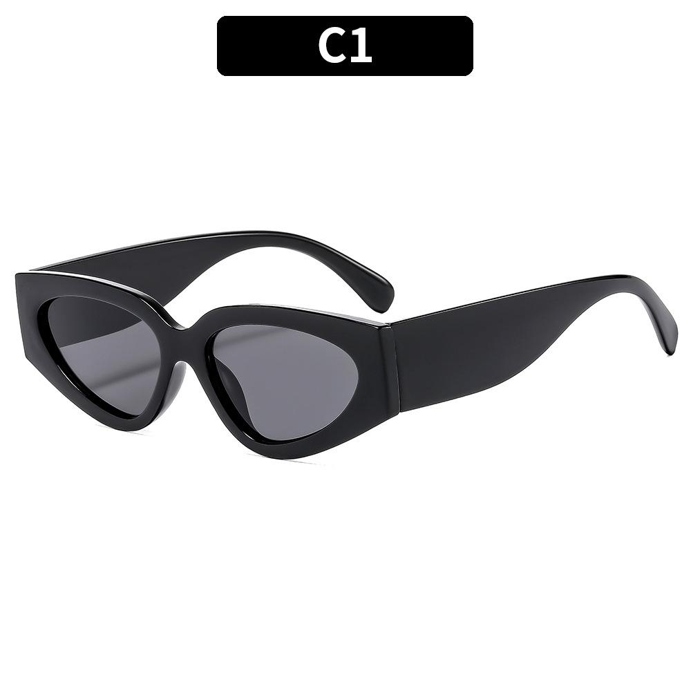 1PCS Fashionable Cat Eye Sunglasses with Wide Legs Future Sensation Unisex Casual Outdoor Sun Glasses for Men And Women чёрный
1PCS Fashionable Cat Eye Sunglasses with Wide Legs Future Sensation Unisex Casual Outdoor Sun Glasses for Men And Women чёрный