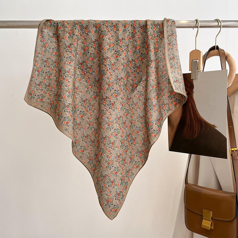 Bohemian Ethnic Polka Floral 68 Cm Square Viscose Shawls Scarf Lady High Quality Wrap Beach Cover Stole Bufandas Muslim Hijab
Bohemian Ethnic Polka Floral 68 Cm Square Viscose Shawls Scarf Lady High Quality Wrap Beach Cover Stole Bufandas Muslim Hijab