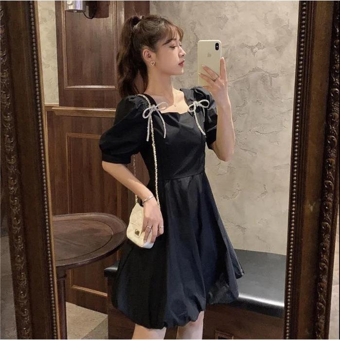 French temperament bubble sleeve dress women s summer niche design sense waist thin medium and long skirt 2XL чорний
French temperament bubble sleeve dress women s summer niche design sense waist thin medium and long skirt 2XL чорний
