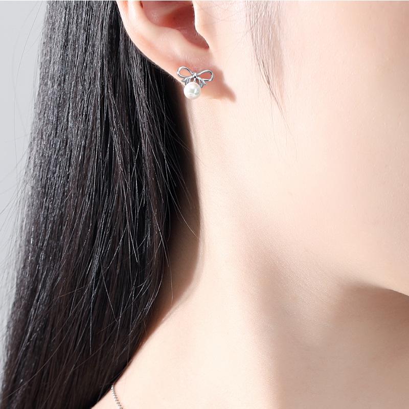 Эксклюзивный женский набор из серебра S925 с жемчугом и бантом (ожерелье и серьги) 925 Silver
Эксклюзивный женский набор из серебра S925 с жемчугом и бантом (ожерелье и серьги) 925 Silver