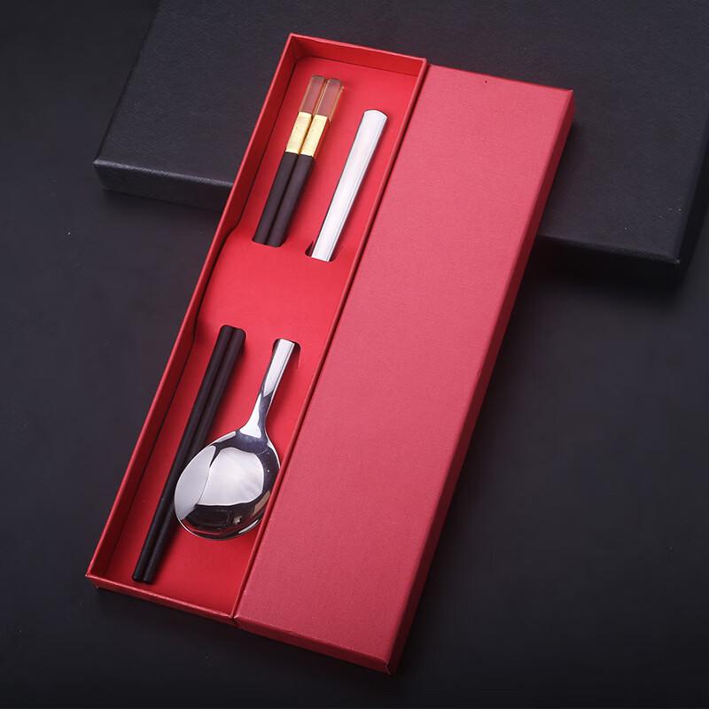Ru Han Korean Bone China Public Cutlery Gift Set
Ru Han Korean Bone China Public Cutlery Gift Set