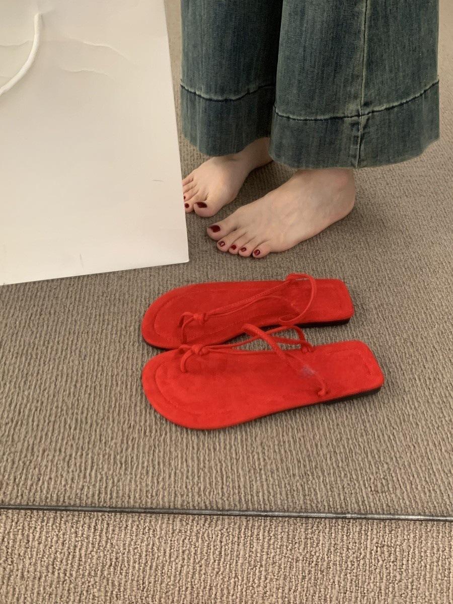 Французский стиль феи на плоской подошве с юбкой, сандалии с носком в горошек, женские, лето 2025, новые, повседневные, пляжные, крутые шлепанцы 40
Французский стиль феи на плоской подошве с юбкой, сандалии с носком в горошек, женские, лето 2025, новые, повседневные, пляжные, крутые шлепанцы 40