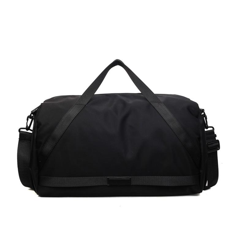Fitness bag Large capacity short-distance business trip travel bag Women s portable yoga sports bag Crossbody bag Women s чорний
Fitness bag Large capacity short-distance business trip travel bag Women s portable yoga sports bag Crossbody bag Women s чорний