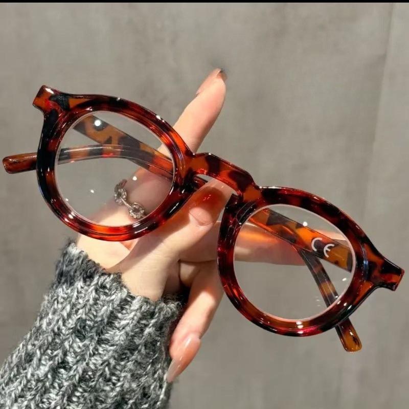 retro round reading glasses women fashion far sight eyewear vintage anti-blue light glasses with prescription lenses+1.0+1.5+2.0 0 леопардовый
retro round reading glasses women fashion far sight eyewear vintage anti-blue light glasses with prescription lenses+1.0+1.5+2.0 0 леопардовый