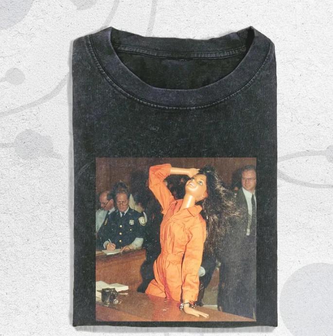 Vintage Washed Meme Doll Face T-Shirt, Surreal Doll Face Tee, Ironic Statement M
Vintage Washed Meme Doll Face T-Shirt, Surreal Doll Face Tee, Ironic Statement M