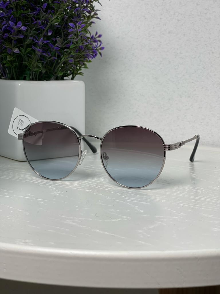 Урожай жіночі сонцезахисні окуляри Окуляри Мода Відкритий пляжний відпочинок Сонцезахисні окуляри сірий колір
Урожай жіночі сонцезахисні окуляри Окуляри Мода Відкритий пляжний відпочинок Сонцезахисні окуляри сірий колір