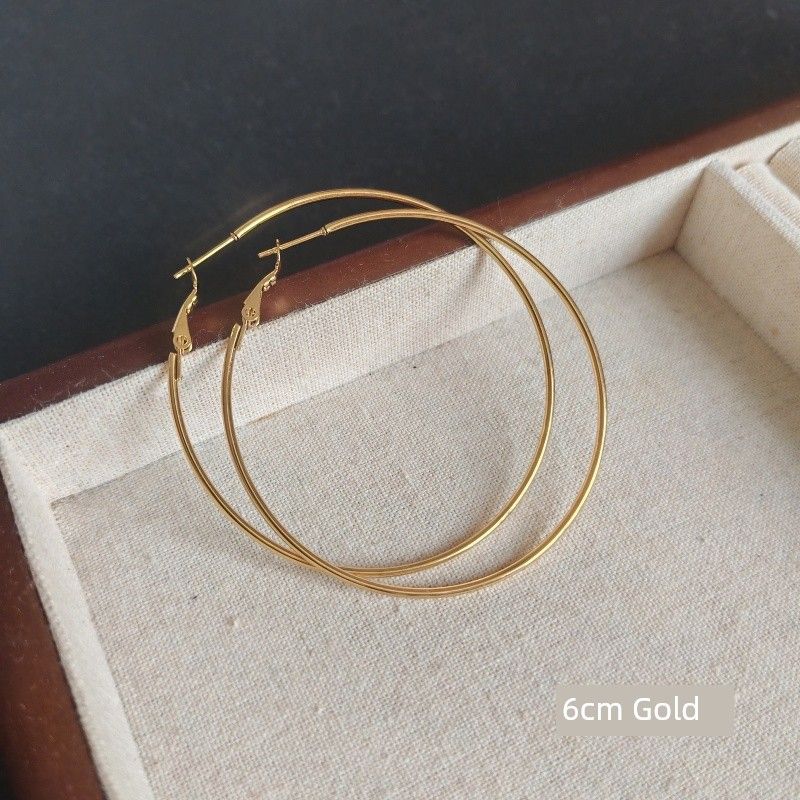 All-Match Hairline Rule Color-Preserving Big Ring Retro Women s Ear Ring Gold 6cm Thin Hoop Earrings with Pierced Ears
All-Match Hairline Rule Color-Preserving Big Ring Retro Women s Ear Ring Gold 6cm Thin Hoop Earrings with Pierced Ears
