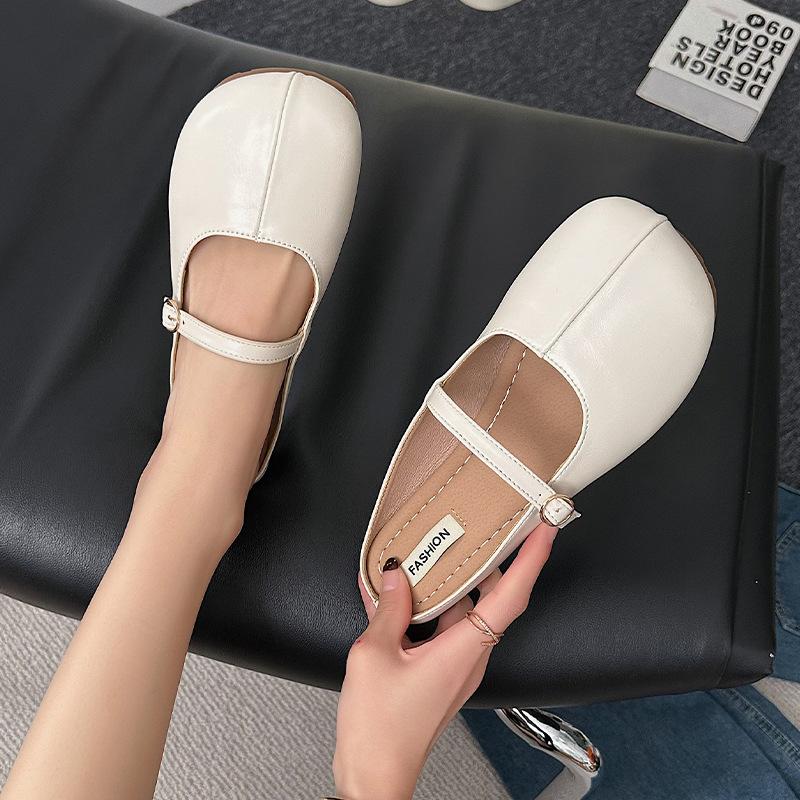 Baotou half slippers women s summer wear round head soft leather flat bottom gentle versatile shoes 40 темно-рудий
Baotou half slippers women s summer wear round head soft leather flat bottom gentle versatile shoes 40 темно-рудий