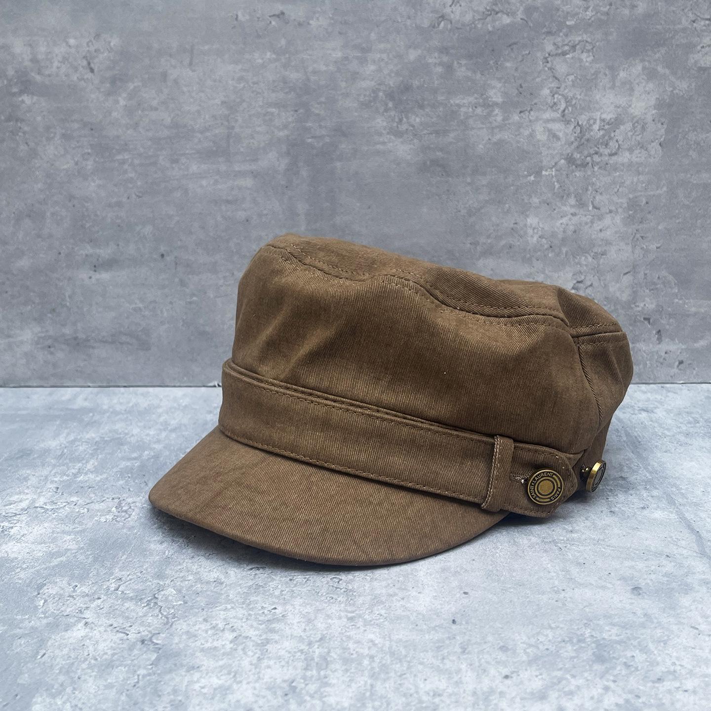 Blogger With Korean Millinery Tooling Style Japanese Double Button Retro Hat Showing Face Small Flat Top Cap Version Is Correct M(56-58cm)
Blogger With Korean Millinery Tooling Style Japanese Double Button Retro Hat Showing Face Small Flat Top Cap Version Is Correct M(56-58cm)