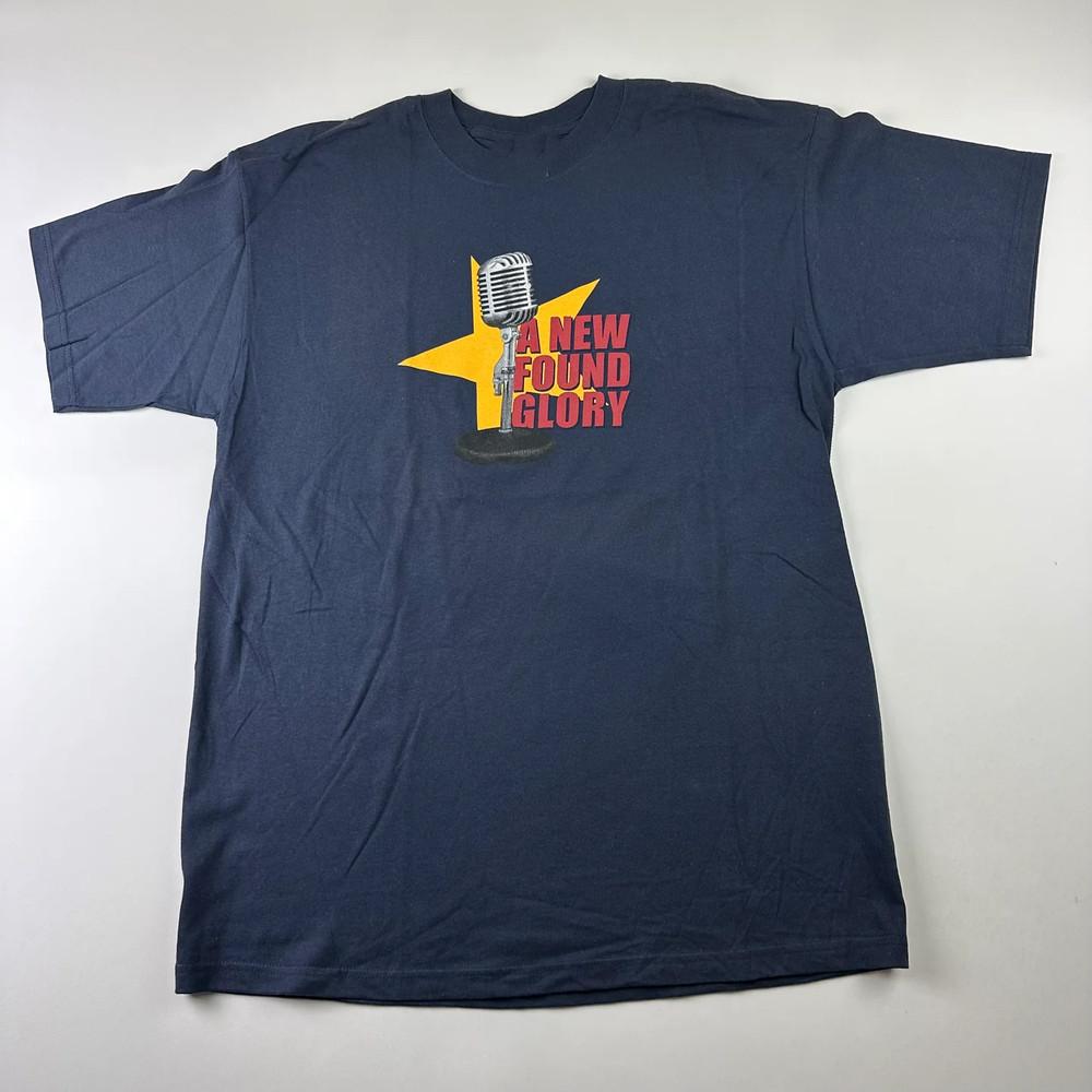2000s A New Found Glory Band T Shirt All Size S5XL Gift Fan KK439 Unisex T-Shirt XL
2000s A New Found Glory Band T Shirt All Size S5XL Gift Fan KK439 Unisex T-Shirt XL