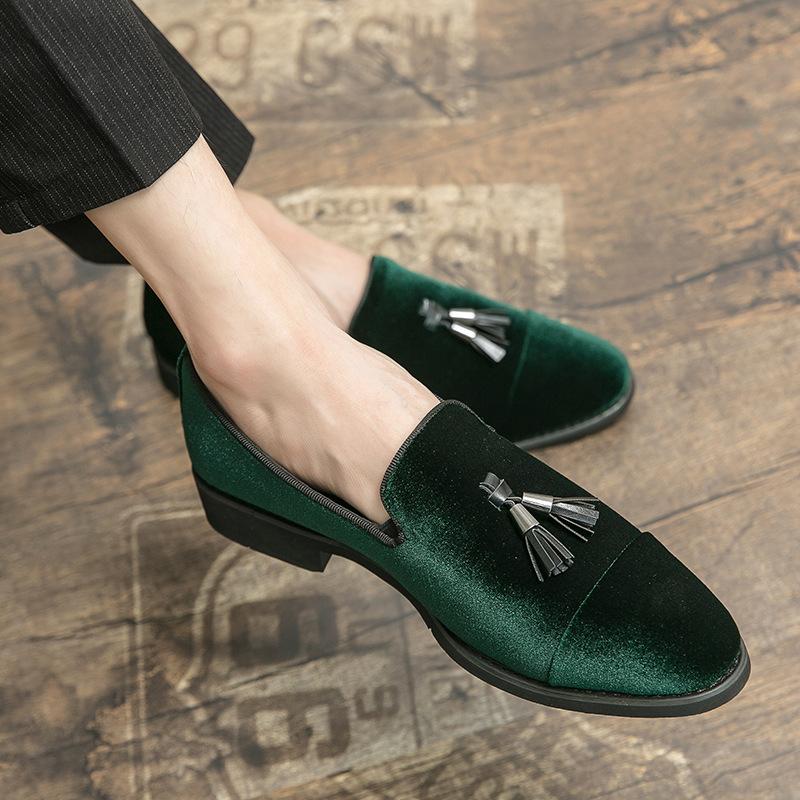 Spring and Autumn New Men s Business Casual Fashion Corduroy Large Size 47 Sets Youth Leather Shoes 38
Spring and Autumn New Men s Business Casual Fashion Corduroy Large Size 47 Sets Youth Leather Shoes 38