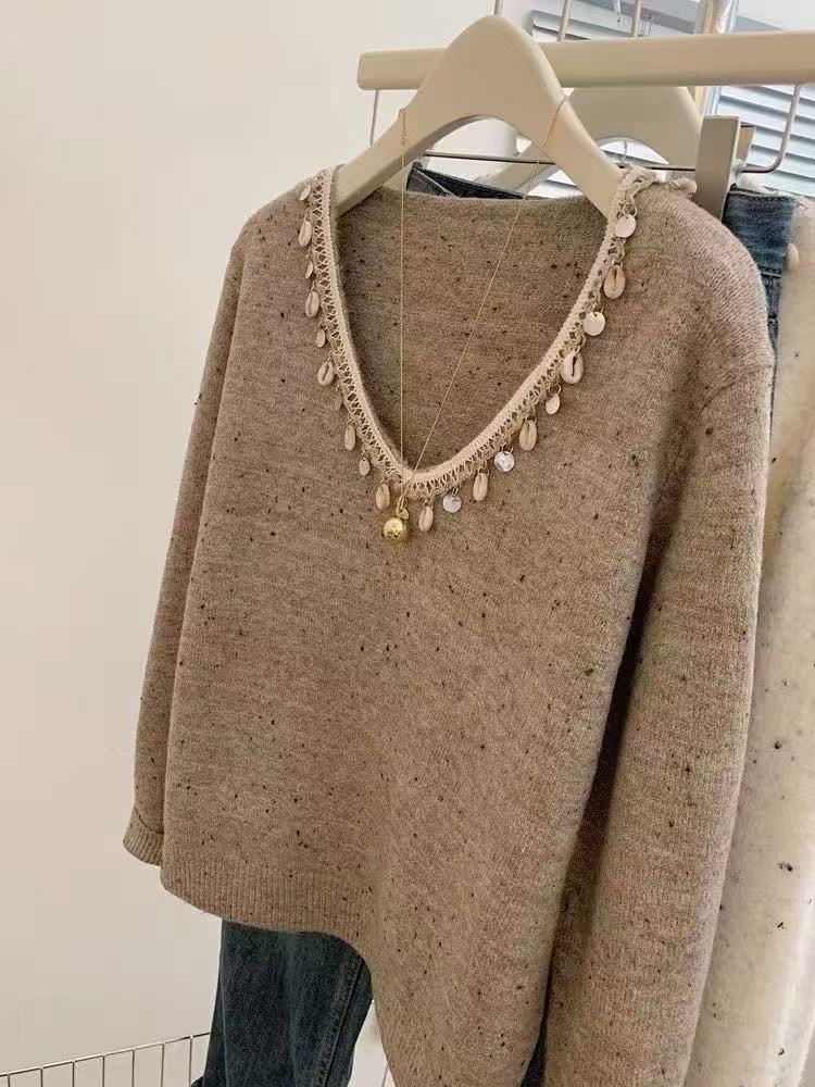 apricot v-neck retro pullover loose soft waxy sweater wearing lazy style high-end women s thickened knitted sweater top L хакі
apricot v-neck retro pullover loose soft waxy sweater wearing lazy style high-end women s thickened knitted sweater top L хакі