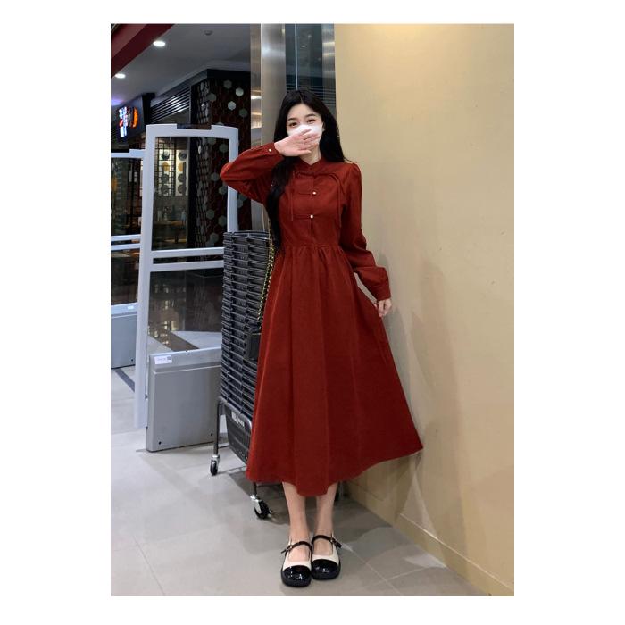 Plus Size Retro Red Dress - Chinese Style A-line Skirt for Women, Autumn 2025 Large
Plus Size Retro Red Dress - Chinese Style A-line Skirt for Women, Autumn 2025 Large