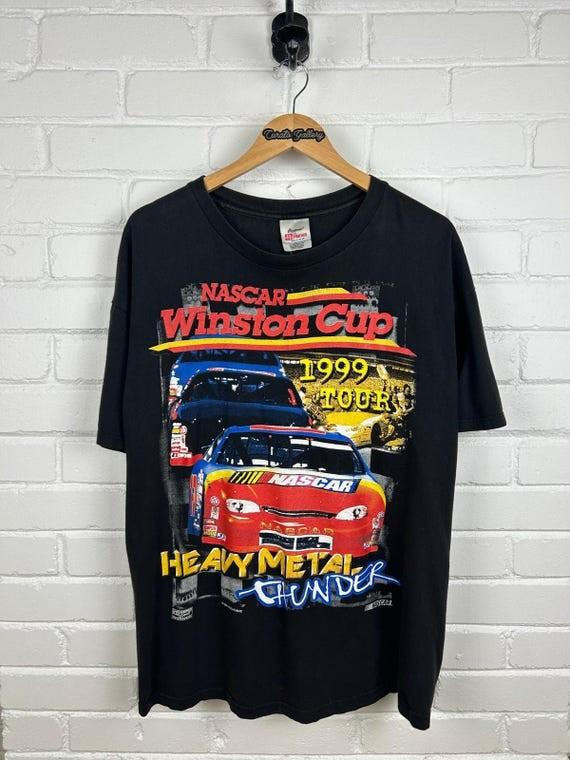 Рідкісна футболка Nascar Racing Winston Cup Heavy Metal Thunder Tour 1999 року, унісекс L
Рідкісна футболка Nascar Racing Winston Cup Heavy Metal Thunder Tour 1999 року, унісекс L