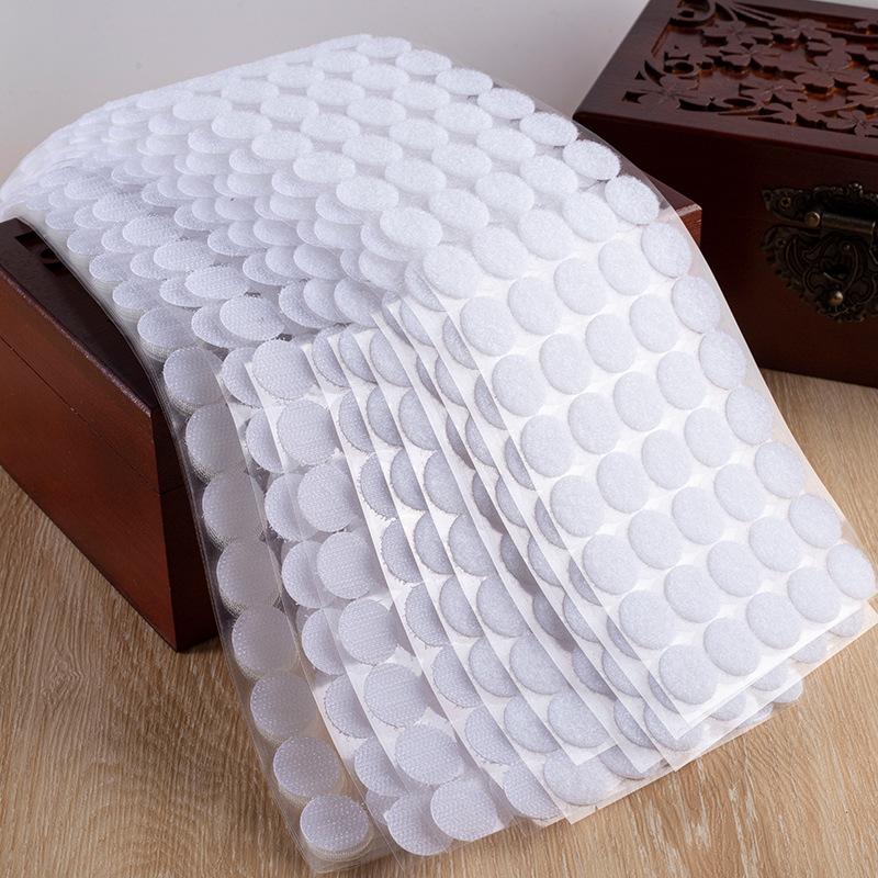 Круглая волшебная лента с прочной самоклеящейся основой и двухсторонним клеем, идеально подходит для детского сада и раннего обучения детей
Круглая волшебная лента с прочной самоклеящейся основой и двухсторонним клеем, идеально подходит для детского сада и раннего обучения детей