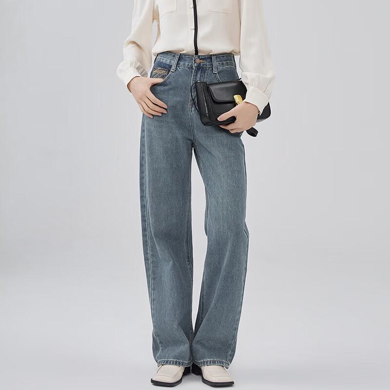 Women s Embroidered Contrast Straight-Leg Denim Jeans L
Women s Embroidered Contrast Straight-Leg Denim Jeans L