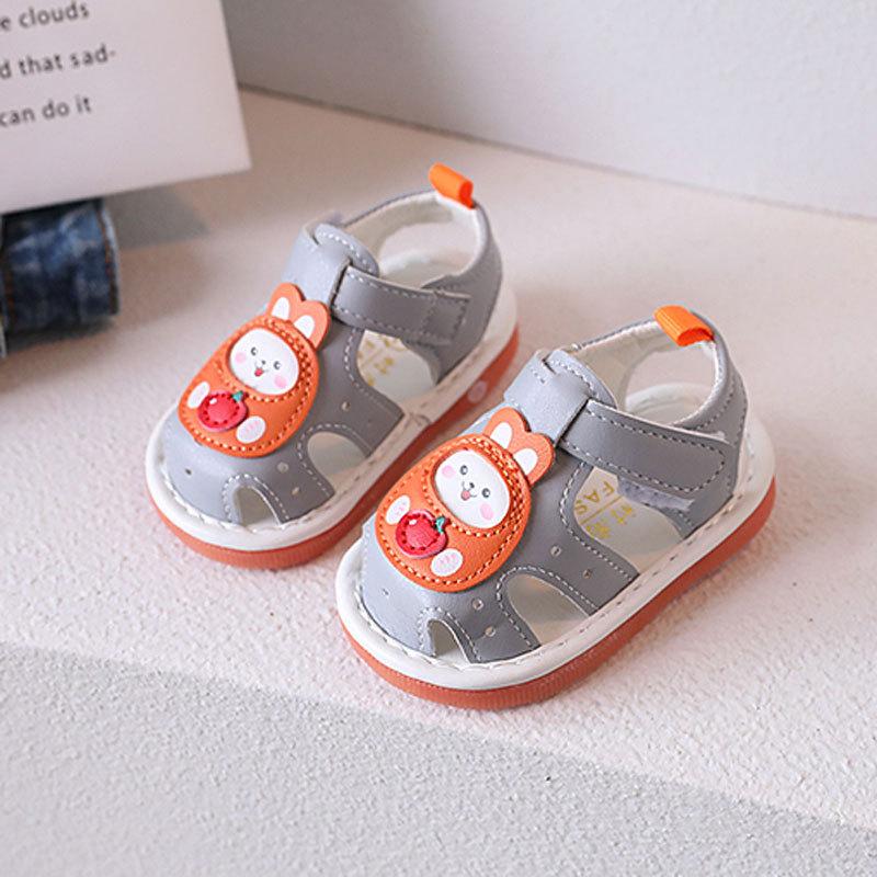 Summer new whistle men and women baby sandals 0-1-2 year old beef tendon sole children called shoes 20 сірий колір
Summer new whistle men and women baby sandals 0-1-2 year old beef tendon sole children called shoes 20 сірий колір
