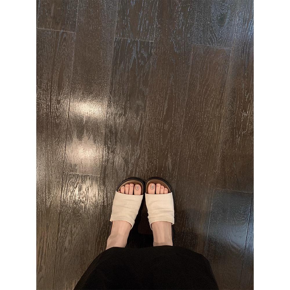 Sheepskin genuine leather pleated leisure vacation beach flat bottom sandals women s slippers outer wear summer 35
Sheepskin genuine leather pleated leisure vacation beach flat bottom sandals women s slippers outer wear summer 35