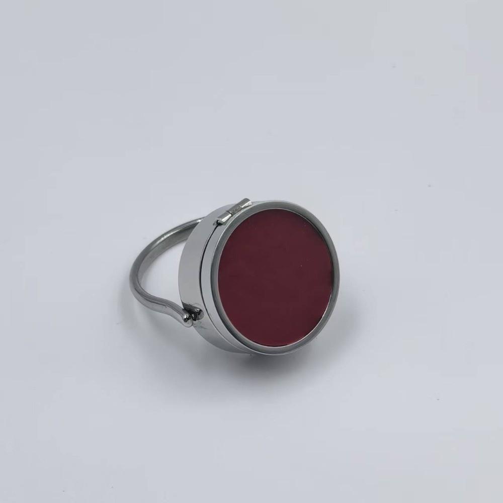 Unique Stainless Steel Lipstick Ring Storage Design Hoop Design Lip Balm Ring Multi Functional Ring Women Accessory
Unique Stainless Steel Lipstick Ring Storage Design Hoop Design Lip Balm Ring Multi Functional Ring Women Accessory