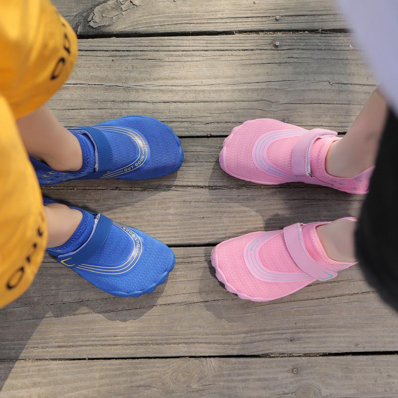 Children s swimming and water playing beach shoes breathable and quick-drying men s creek shoes lightweight wading shoes women 26
Children s swimming and water playing beach shoes breathable and quick-drying men s creek shoes lightweight wading shoes women 26