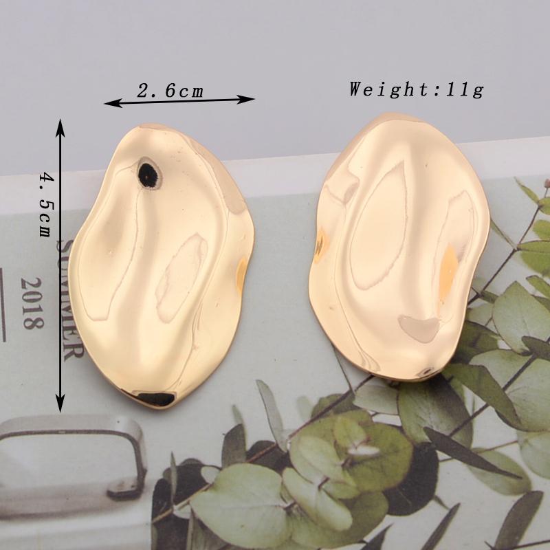 Trendy Uneven Oval Dangle Earrings for Women Vintage Irregular Geometry Simple Metal Drop Earrings Personality Party Zircon
Trendy Uneven Oval Dangle Earrings for Women Vintage Irregular Geometry Simple Metal Drop Earrings Personality Party Zircon
