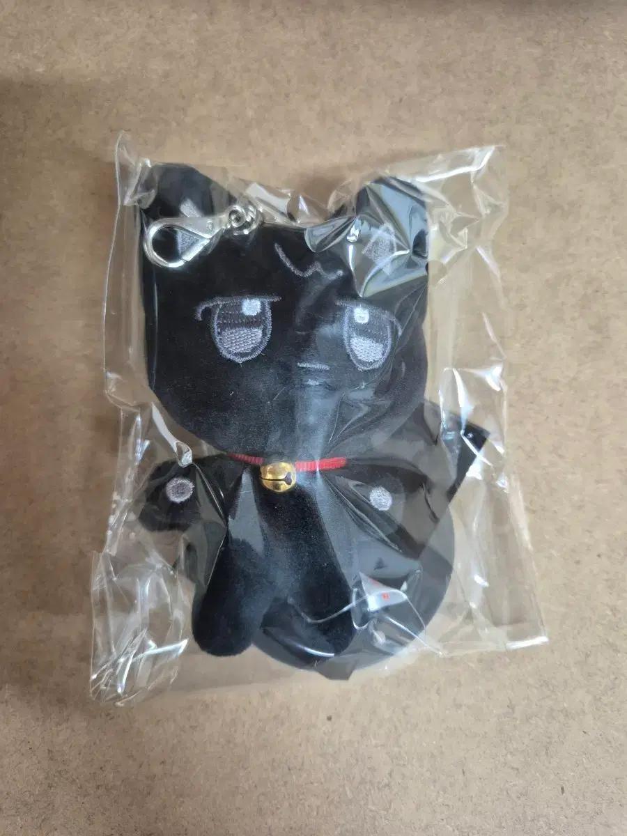 ATEEZ Anitys (ANITEEZ) Wooyoungyan 15cm Plush Toy + Poka
ATEEZ Anitys (ANITEEZ) Wooyoungyan 15cm Plush Toy + Poka