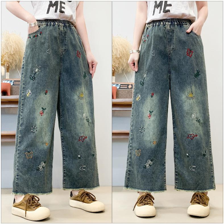 Spring Jeans Women s Ethnic Style Embroidered Elastic Waist Wide-leg Pants Retro Nine-point Jeans XL
Spring Jeans Women s Ethnic Style Embroidered Elastic Waist Wide-leg Pants Retro Nine-point Jeans XL