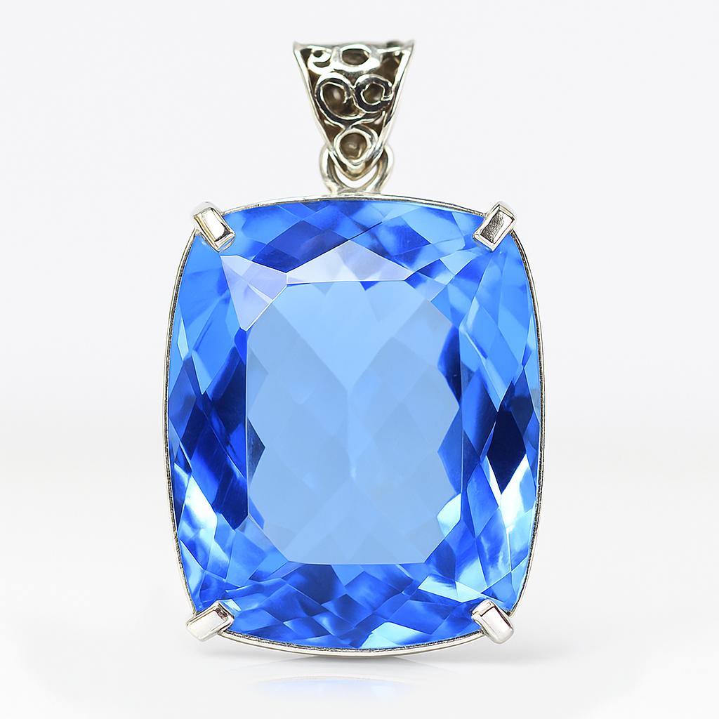 Blue Topaz CERTIFIED 87.6 Ct 925 Sterling Silver Cushion Cut Rare Gems Pendant AI-50-NS 29.8 mm Approx.
Blue Topaz CERTIFIED 87.6 Ct 925 Sterling Silver Cushion Cut Rare Gems Pendant AI-50-NS 29.8 mm Approx.
