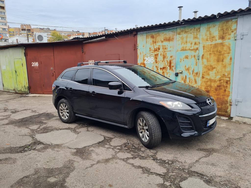 Поперечені у штатні місця під ключ Wingbar V3 (2 шт) чорні для Mazda CX-7 2006-2012 рр.
Поперечені у штатні місця під ключ Wingbar V3 (2 шт) чорні для Mazda CX-7 2006-2012 рр.