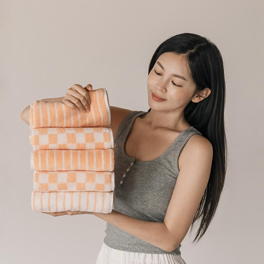 Apricot_5P
Apricot_5P