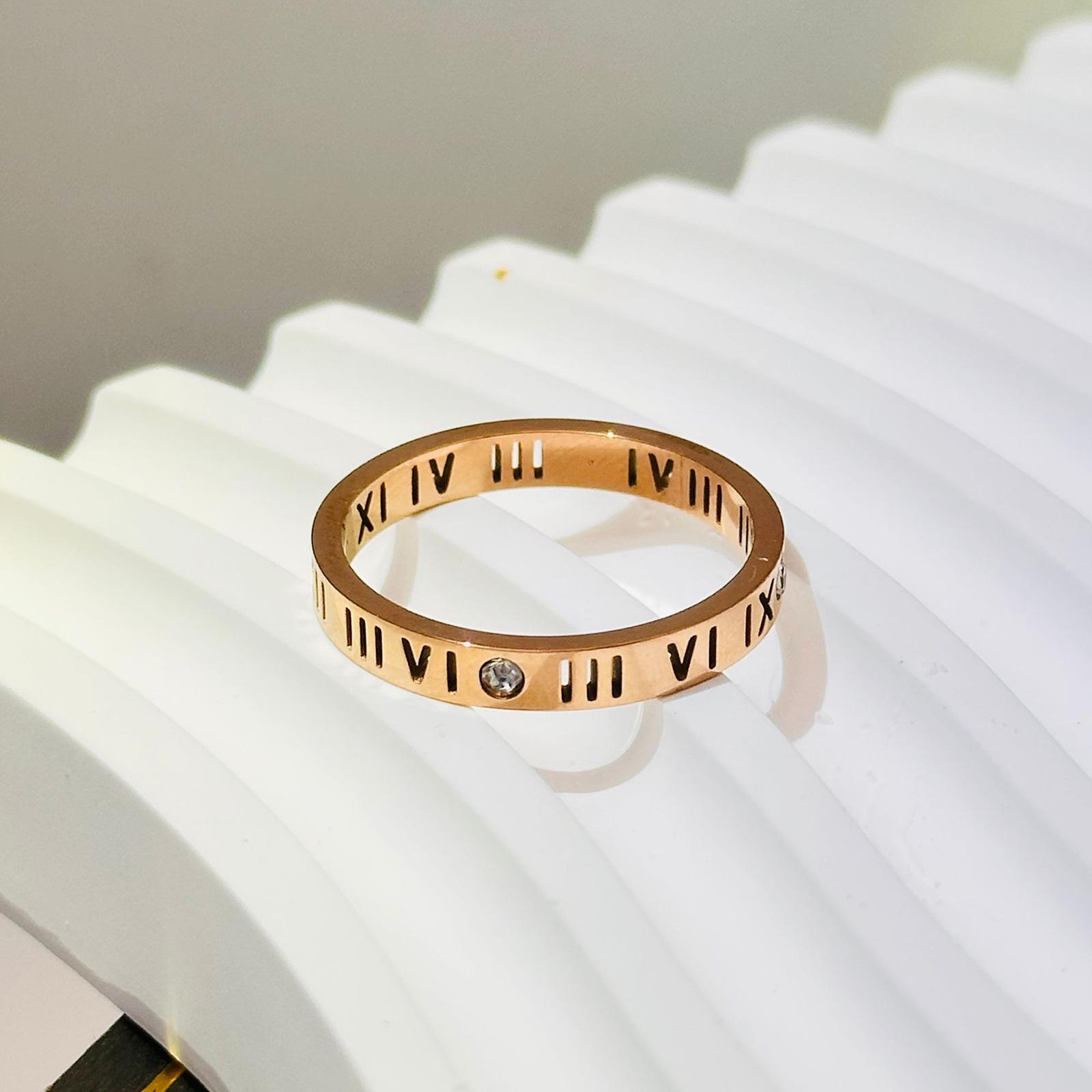 Korean Trendy Titanium Steel Roman Numeral Ring for Women - Non-Fading, Fashionable Student Design US 5 срібний
Korean Trendy Titanium Steel Roman Numeral Ring for Women - Non-Fading, Fashionable Student Design US 5 срібний