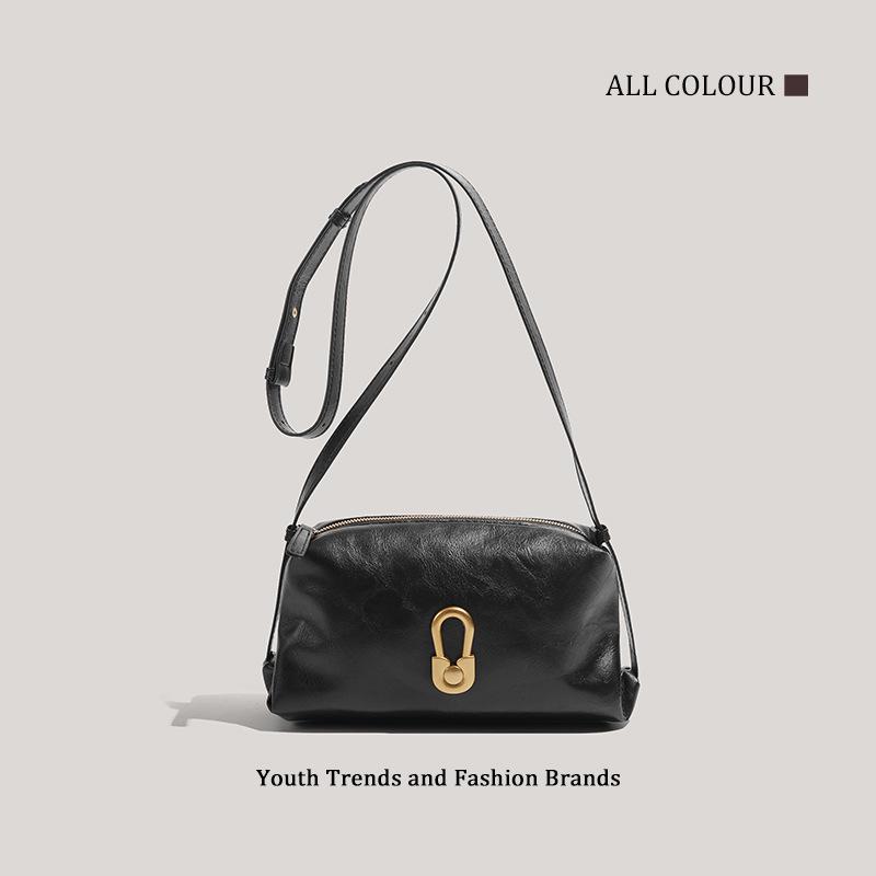 Bags Women s niche simple retro commuter bags New high-end texture large-capacity casual shoulder messenger bags чёрный
Bags Women s niche simple retro commuter bags New high-end texture large-capacity casual shoulder messenger bags чёрный