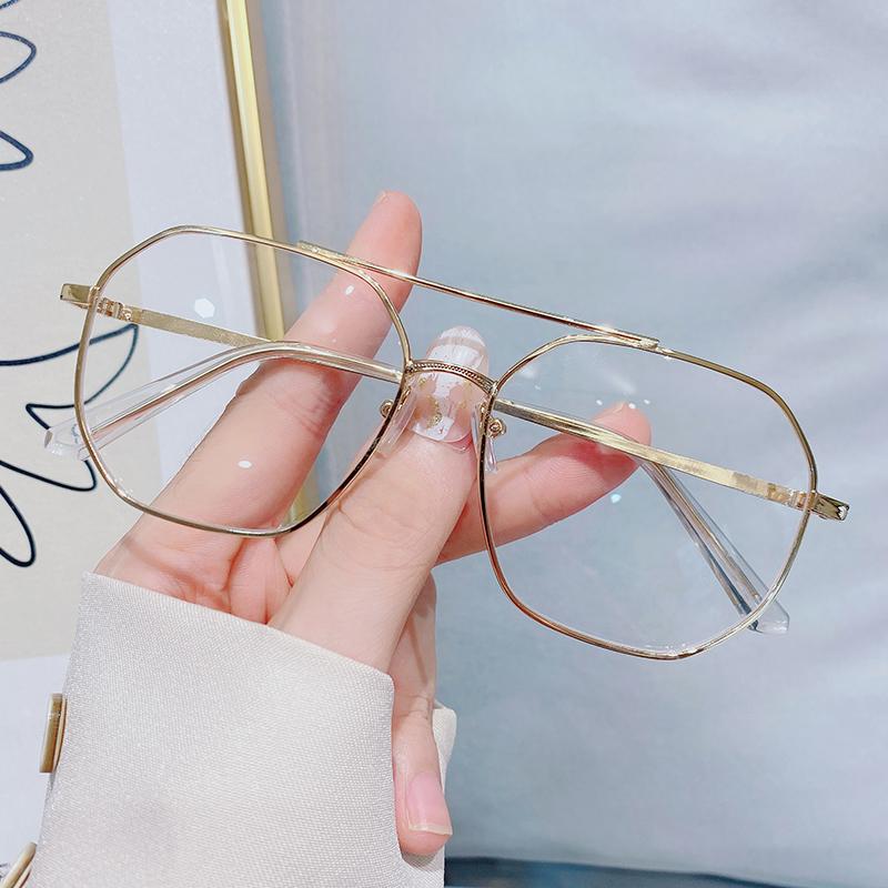 Double Beam Polygon Blue Light Blocking Myopia Glasses With Prescription Metal Student Nearsighted Spectacles 0 -0.5 -0.75 To -6 Myopia -6.0
Double Beam Polygon Blue Light Blocking Myopia Glasses With Prescription Metal Student Nearsighted Spectacles 0 -0.5 -0.75 To -6 Myopia -6.0
