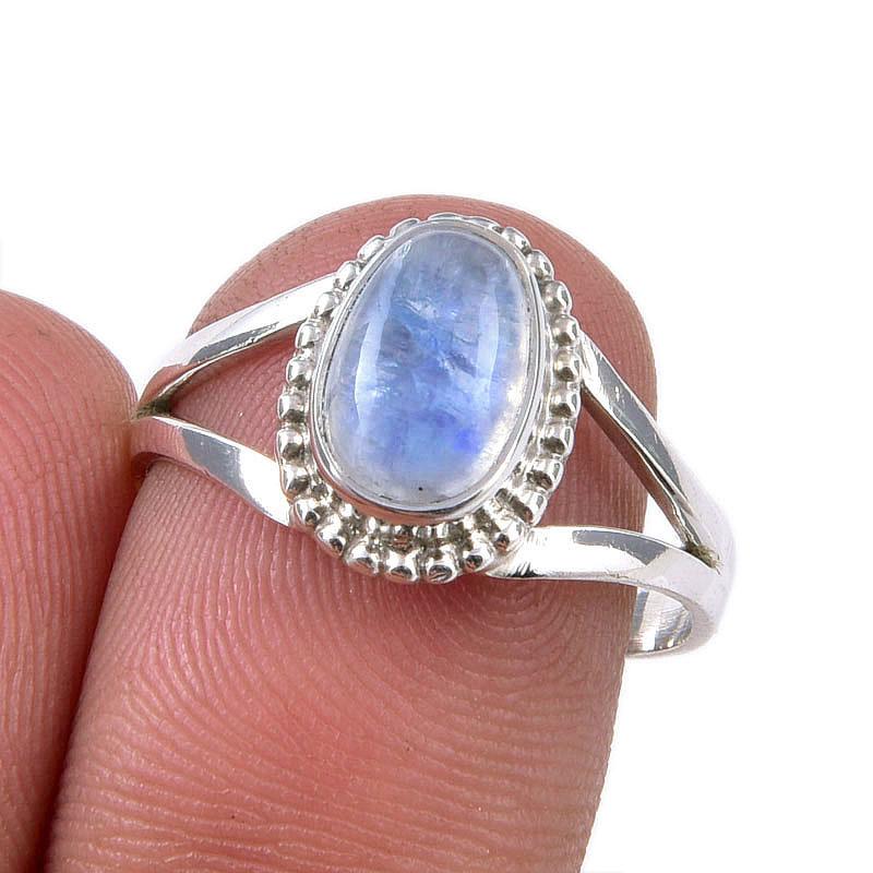 Natural Rainbow Moonstone Gemstone 925 Solid Sterling Silver Ring Size 7.5 S9b91
Natural Rainbow Moonstone Gemstone 925 Solid Sterling Silver Ring Size 7.5 S9b91
