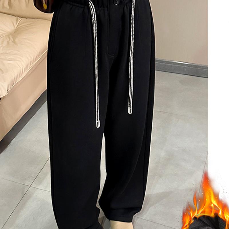 Однокнопочные брюки «плюс вельвет» для женщин на осень и зиму, новая модная утолщенная универсальная шаровары, повседневные брюки широкого кроя XL
Однокнопочные брюки «плюс вельвет» для женщин на осень и зиму, новая модная утолщенная универсальная шаровары, повседневные брюки широкого кроя XL