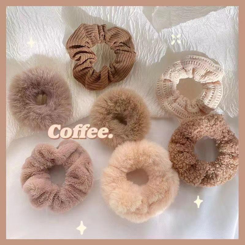 7 шт./компл., женские резинки для волос, бархатная эластичная лента для волос для девочек, держатель для хвоста, резинки для волос, женские аксессуары для волос
7 шт./компл., женские резинки для волос, бархатная эластичная лента для волос для девочек, держатель для хвоста, резинки для волос, женские аксессуары для волос