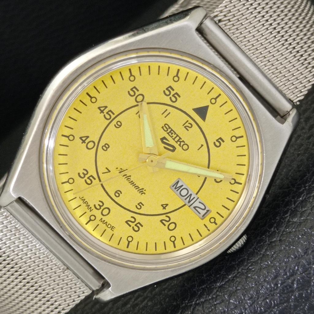 SEIKO 5 AUTOMATIC 6309A JAPAN MENS VINTAGE GOLDEN COLOR DIAL WATCH a701415-5 R206b-a701415
SEIKO 5 AUTOMATIC 6309A JAPAN MENS VINTAGE GOLDEN COLOR DIAL WATCH a701415-5 R206b-a701415