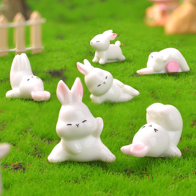 Cute and Sporty Little Rabbit Home Desktop Decoration Accessories Cartoon Rabbit Ornaments Raise one s legs
Cute and Sporty Little Rabbit Home Desktop Decoration Accessories Cartoon Rabbit Ornaments Raise one s legs