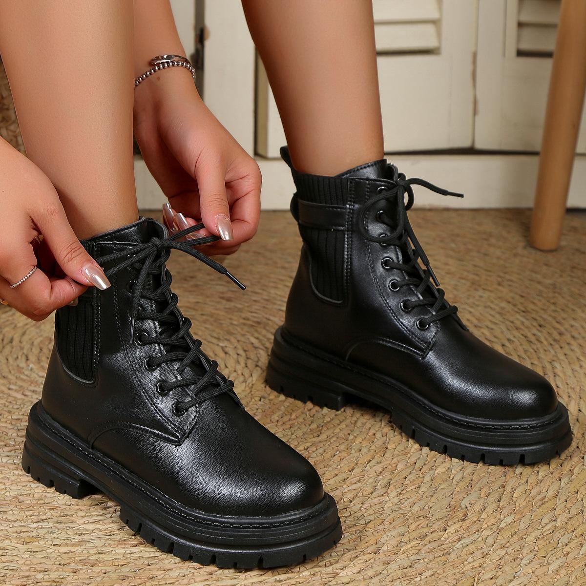 2025 autumn and winter new thick heel lace-up belt buckle Martin boots women s foreign trade versatile women s short boots 2025 40 чорний
2025 autumn and winter new thick heel lace-up belt buckle Martin boots women s foreign trade versatile women s short boots 2025 40 чорний