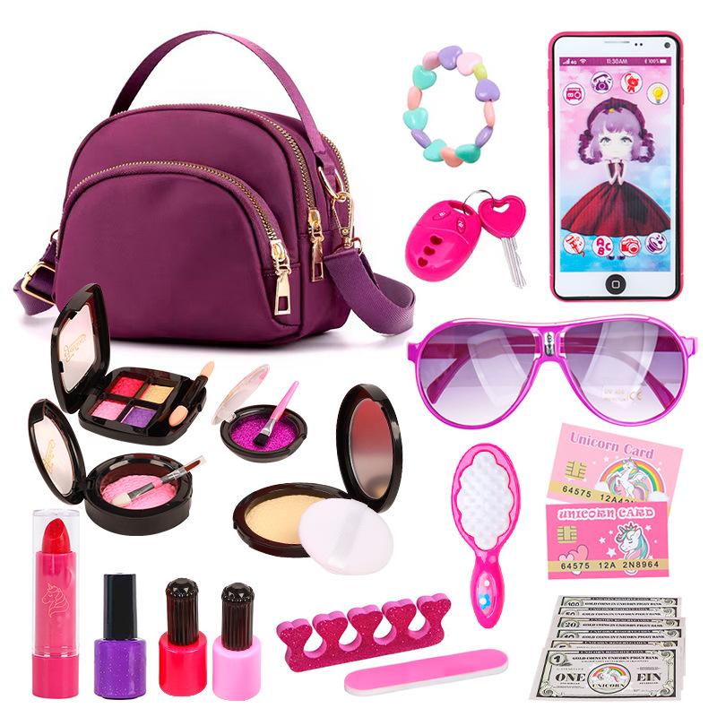 Маленькая девочка Симуляция Детская косметика Сумочка Игровой набор Играть в домик
Маленькая девочка Симуляция Детская косметика Сумочка Игровой набор Играть в домик