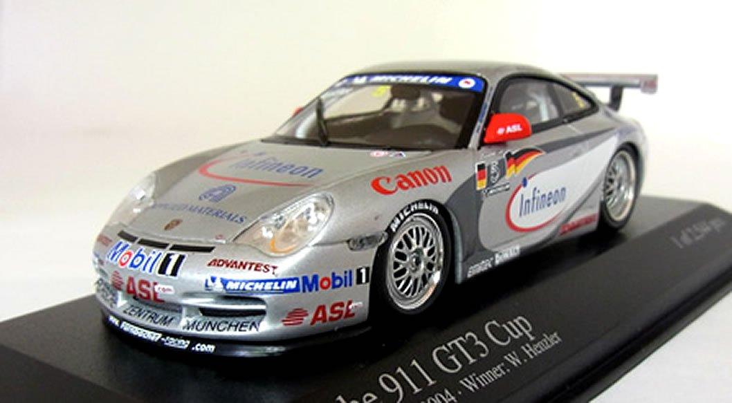 1/43 Porsche 911 GT3 Cup Supercup04 Winning Car #5 Porsche срібний
1/43 Porsche 911 GT3 Cup Supercup04 Winning Car #5 Porsche срібний