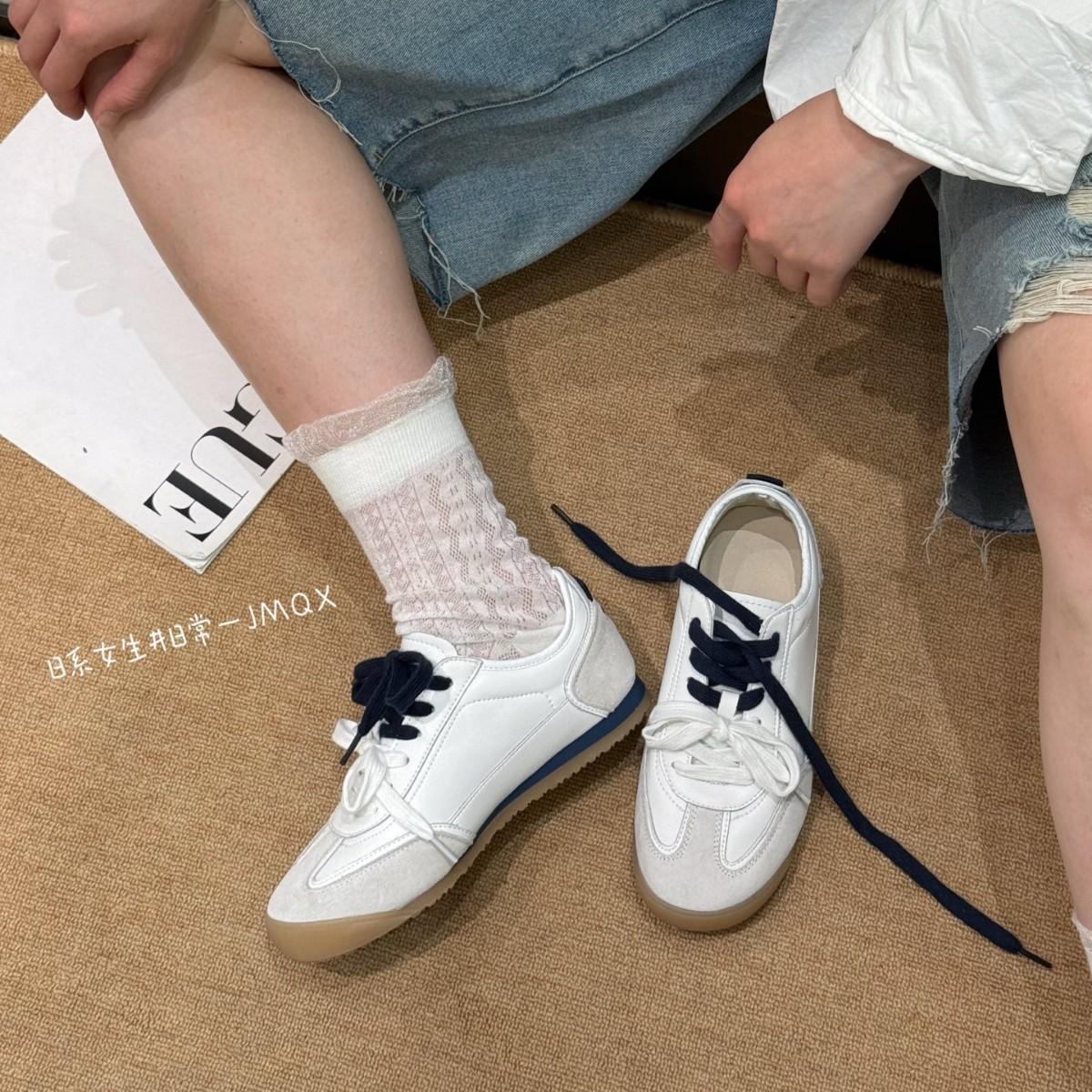 Retro casual sports shoes women s flat leather mesh breathable versatile fashion trend 40 білий
Retro casual sports shoes women s flat leather mesh breathable versatile fashion trend 40 білий
