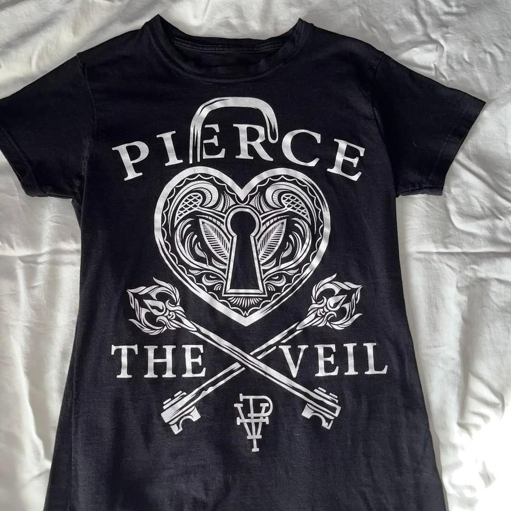 Pierce the veil Locket shirt Short Sleeve S to 5XL PNA_346 Unisex T-Shirt XL
Pierce the veil Locket shirt Short Sleeve S to 5XL PNA_346 Unisex T-Shirt XL